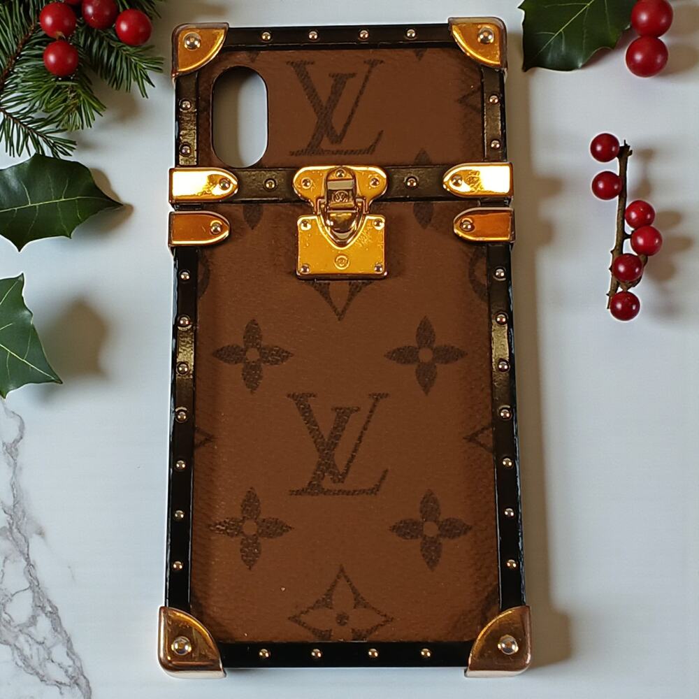 Louis Vuitton Monogram Canvas Eye Trunk iPhone X Case with Box